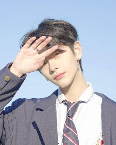 网红刘梦长头发,从短发女神到长发女神的华丽蜕变